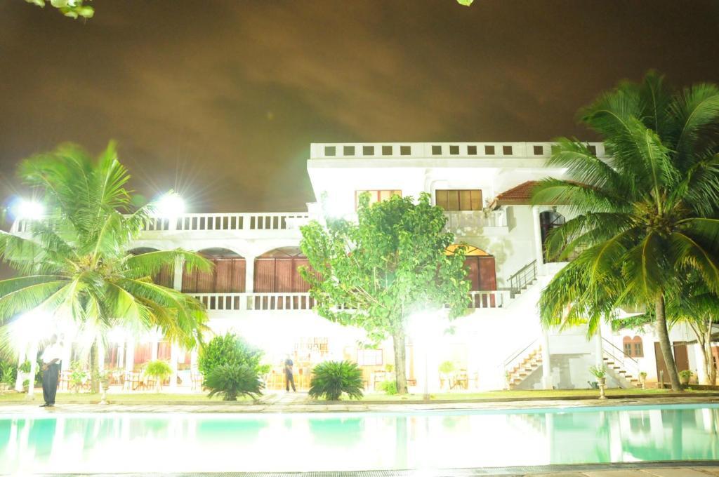 Hotel Lagoon Paradise Negombo Eksteriør bilde
