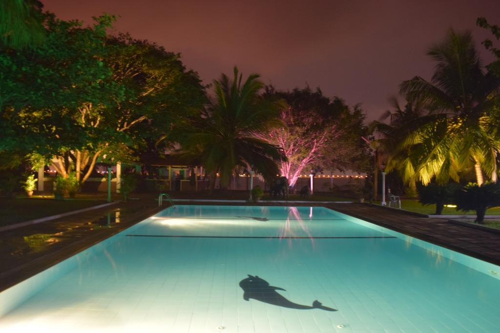 Hotel Lagoon Paradise Negombo Eksteriør bilde