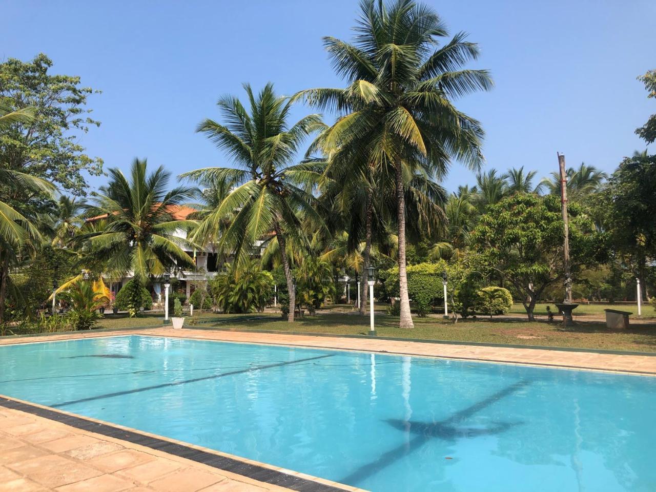 Hotel Lagoon Paradise Negombo Eksteriør bilde